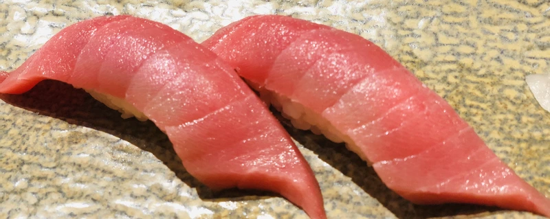 Nigiri Toro (ventresca de atún) 